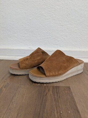 Vince Sarria Platform Slide Sandal 10 Suede Camel Tan Wedge Heel Y2K Minimalist
